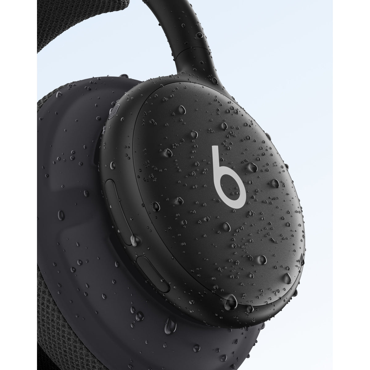 Black Beats 360 headphones highlighting water resistance and knit cushions